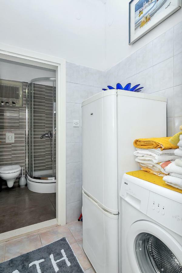 Apartmani Maja Макарска Екстериор снимка